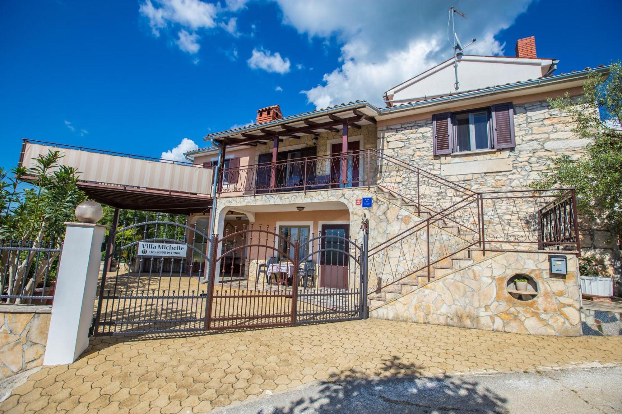 Villa Michelle Karojba Extérieur photo