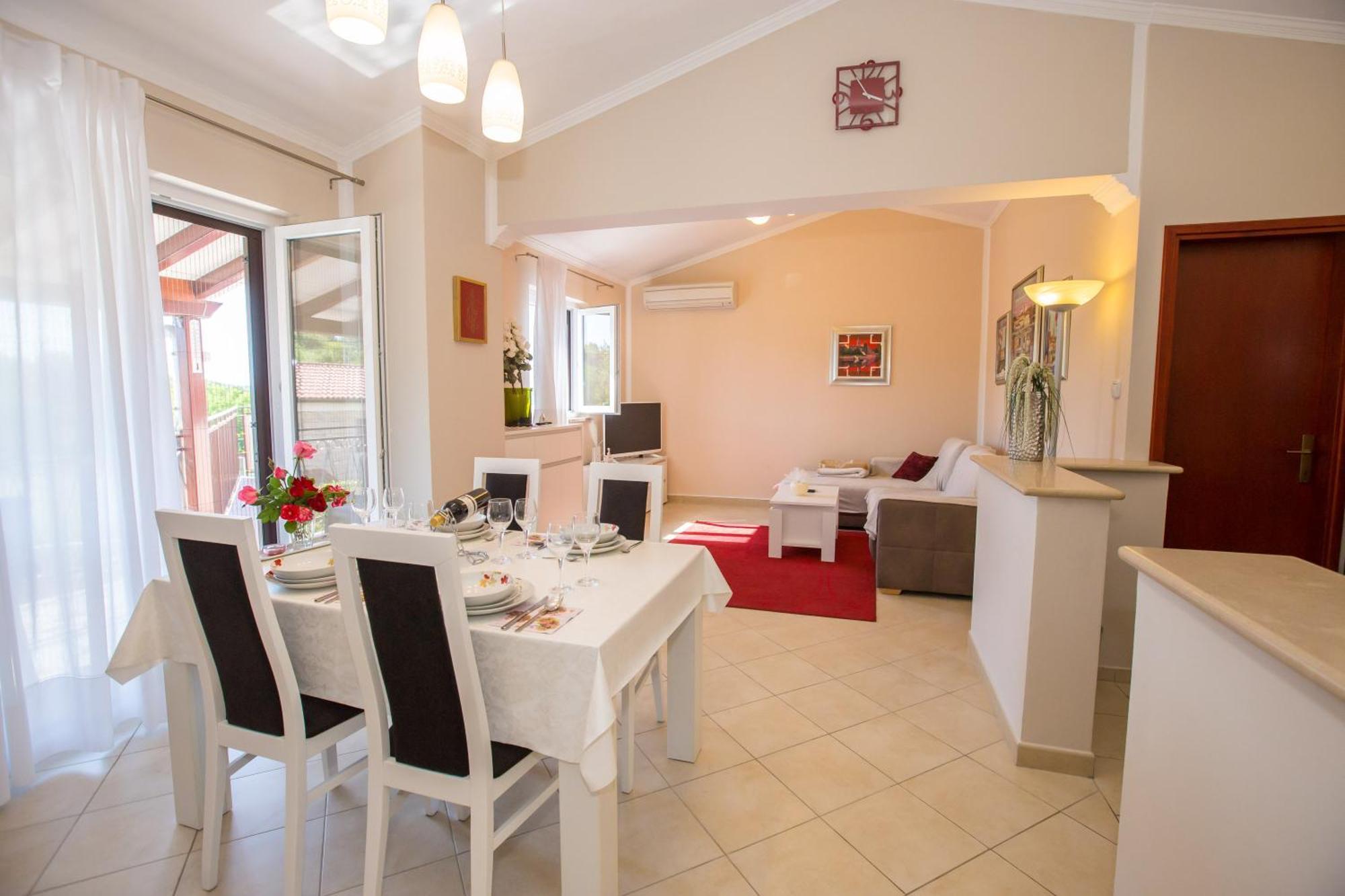 Villa Michelle Karojba Extérieur photo